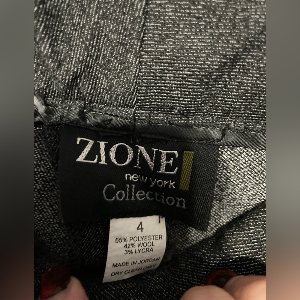 Zione Women’s gray trousers size 4 - Picture 3 of 3